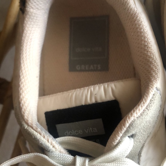 Dolce Vita EUC sneakers stylish animal print trim on heel upper - Picture 5 of 9